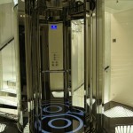 Frequency inverter in construction elevator solution